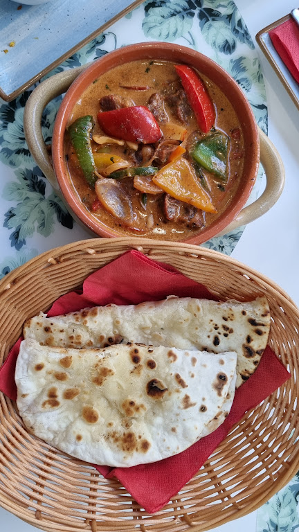 Machhapuchhre Matka Mutton, restaurant, De Corina blog 